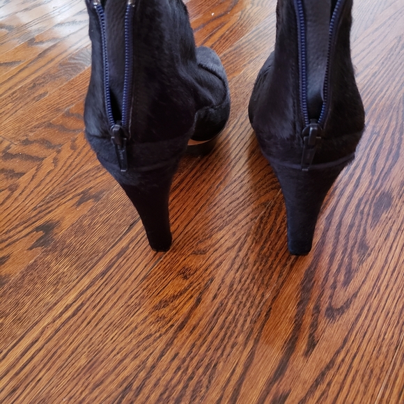 Designer Herve leger ponyhair ankle boots - Picture 4 of 5